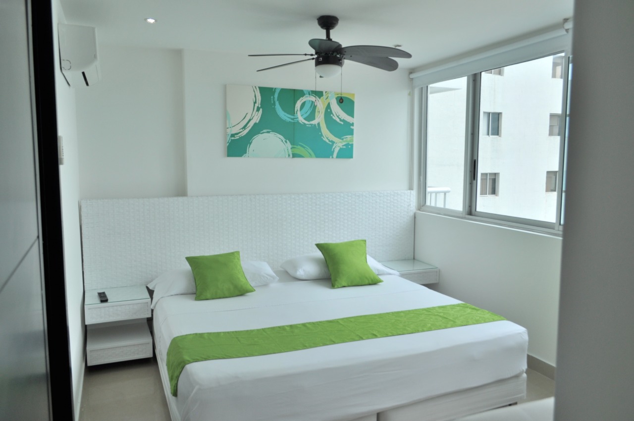 Apartamento 803 Amoblado Vacacional Dos alcobas Edificio Palmetto Uno Frente al mar en Cartagena Colombia