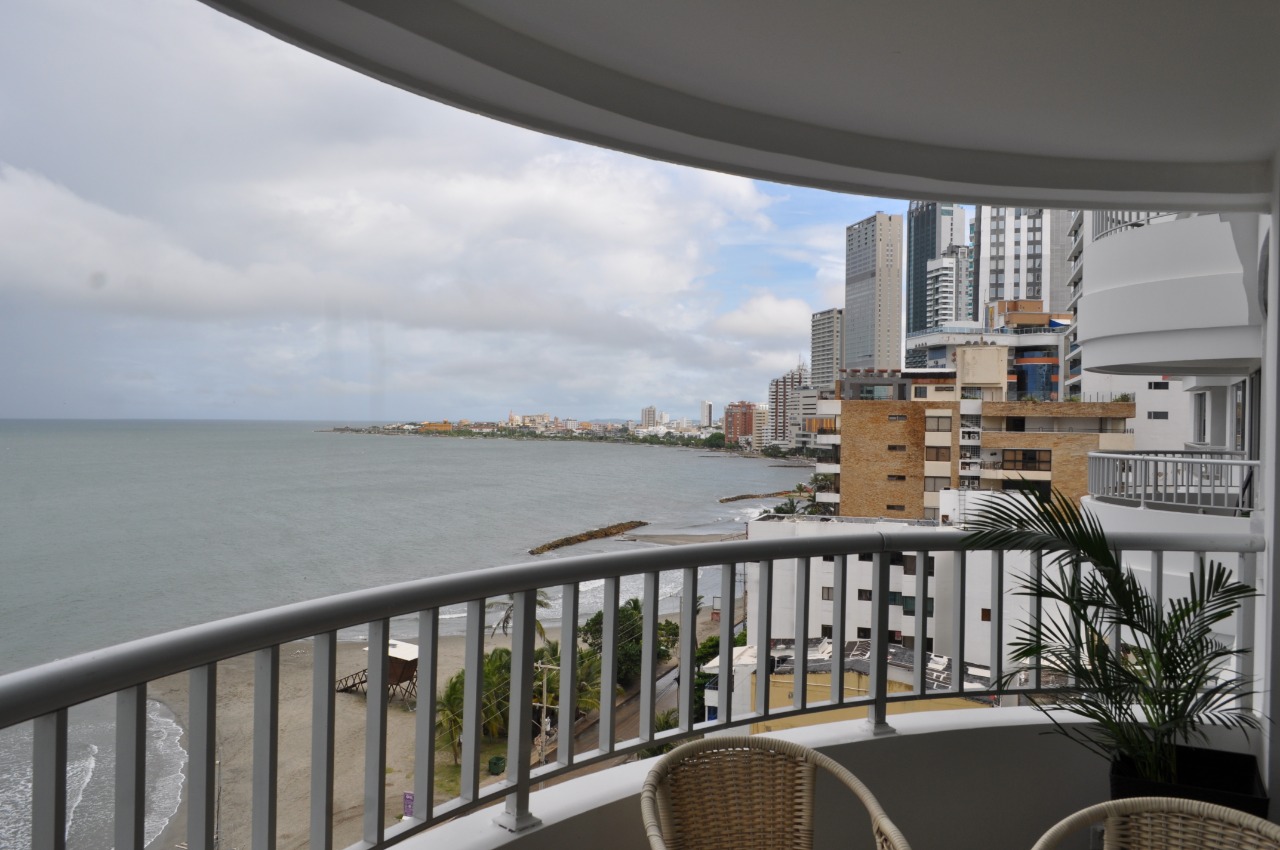 Apartamento 803 Amoblado Vacacional Dos alcobas Edificio Palmetto Uno Frente al mar en Cartagena Colombia